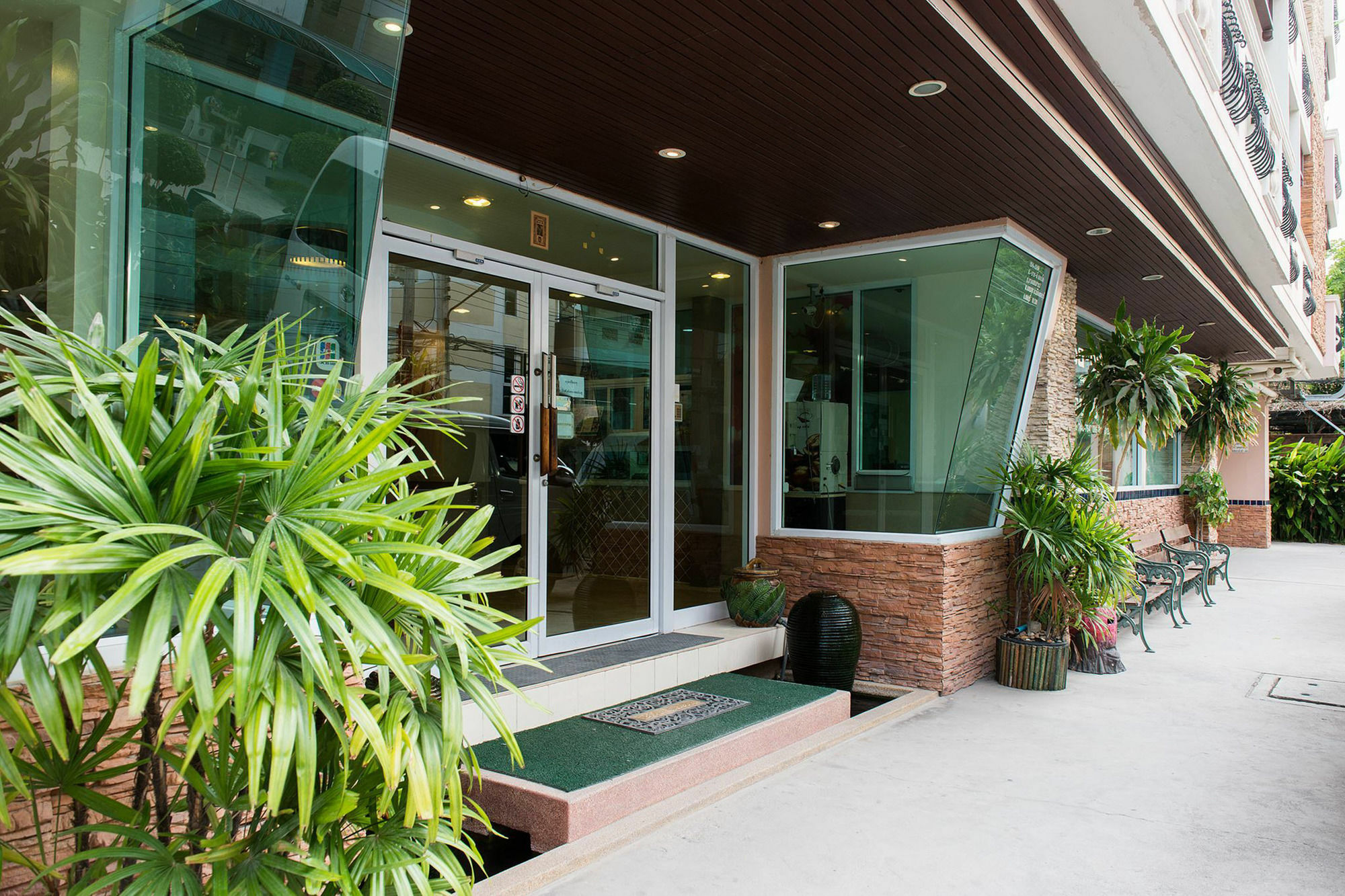 Sa-Bai-Dee Condo Chonburi Eksteriør billede