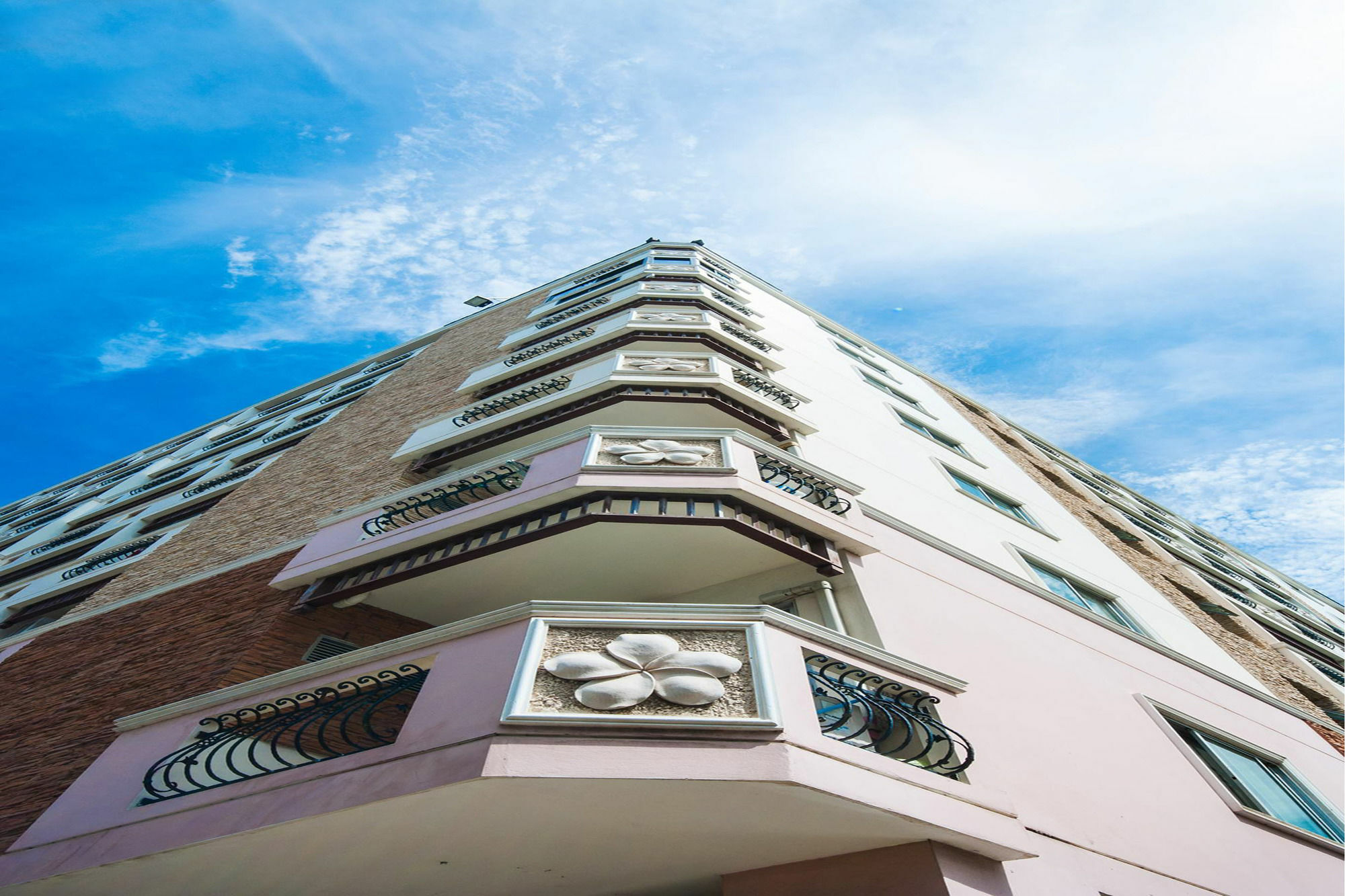 Sa-Bai-Dee Condo Chonburi Eksteriør billede
