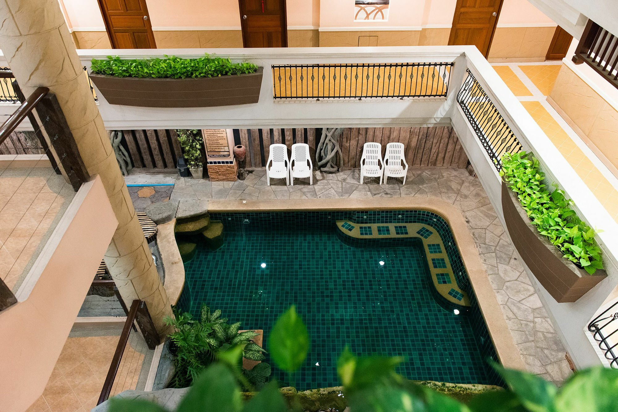 Sa-Bai-Dee Condo Chonburi Eksteriør billede